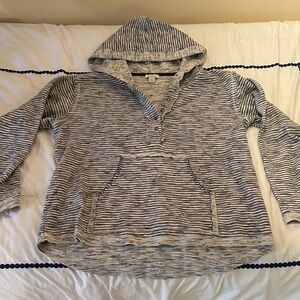 Sundance Blue & White Comfy Hoodie - EUC - Size M